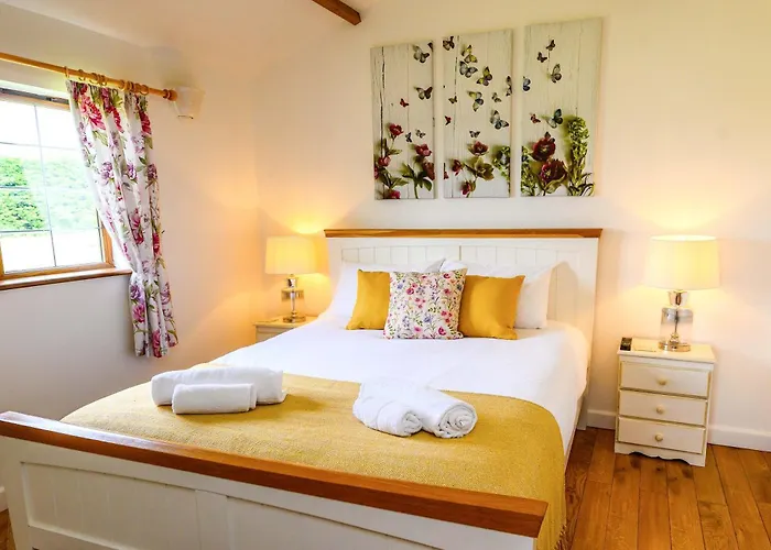 Siston Stables By Stae-homes