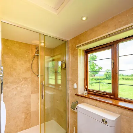 Siston Stables By Stae-homes Bristol