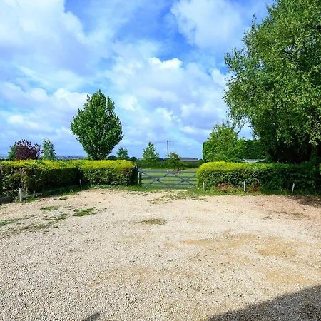 Penzion Siston Stables By Stae-homes Bristol