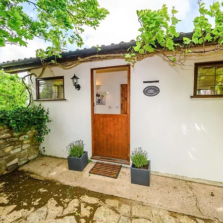 Siston Stables By Stae-homes