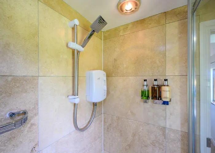 Мини-отель Siston Stables By Stae-homes