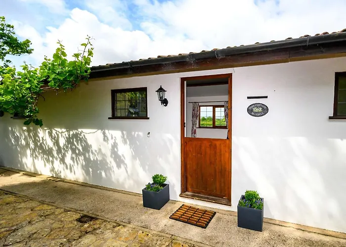 Siston Stables By Stae-homes *