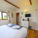 Siston Stables By Stae-homes Zajazd