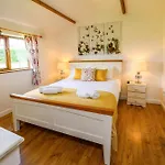 Siston Stables By Stae-homes * Bristol