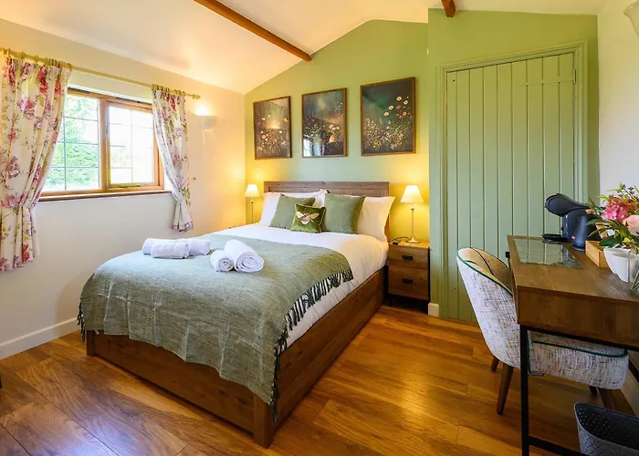 Siston Stables By Stae-homes *